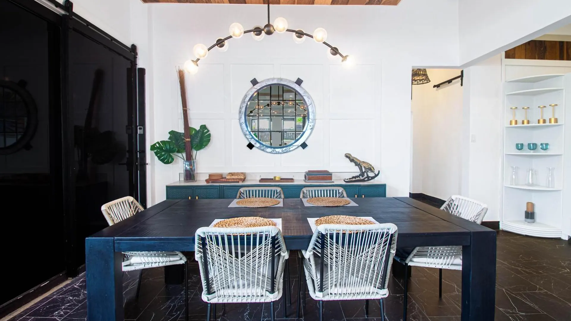 Villa Azure Ocean Park'S Seaside Luxe Retreat San Juan